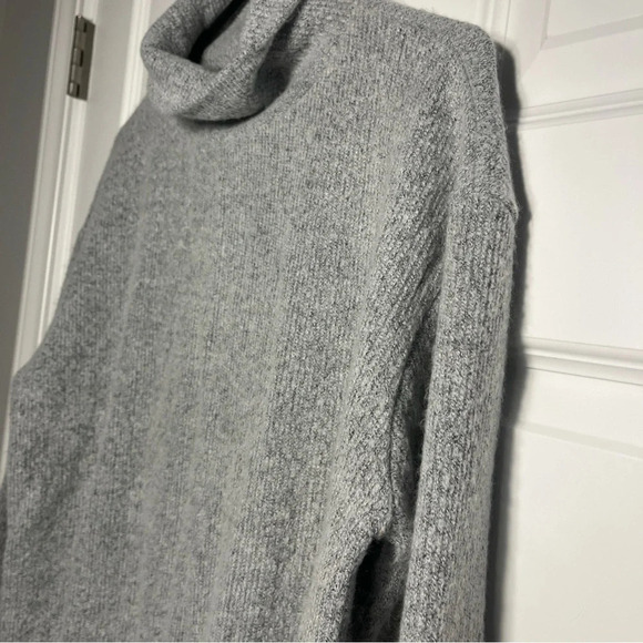 ZARA Smock Neck Cropped Sweatshirt with Drawstring Hemline  Sz S Athleisure - Picture 6 of 8